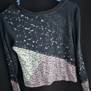 BAR III Stylish Black and Pink Patterned Longsleeve NWT